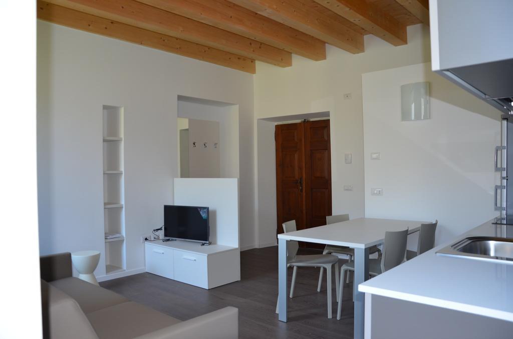 Apartamento Palazzo Oltre Arco Habitación foto