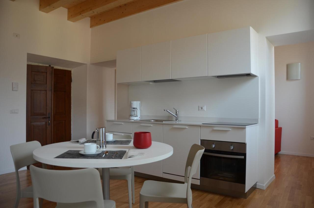 Apartamento Palazzo Oltre Arco Habitación foto